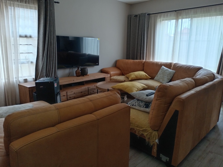 To Let 3 Bedroom Property for Rent in Noordrand Mpumalanga