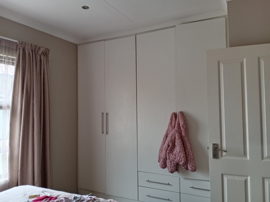 To Let 3 Bedroom Property for Rent in Noordrand Mpumalanga