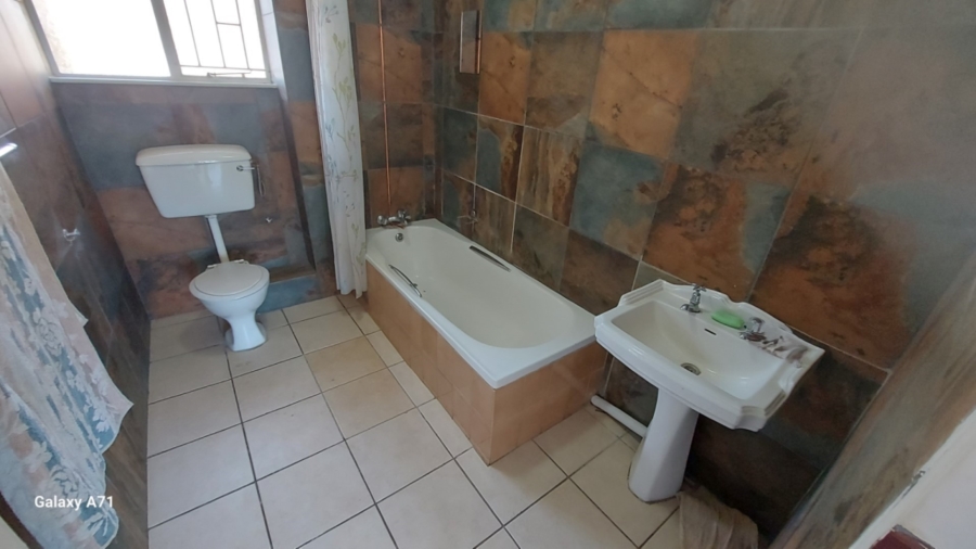 To Let 3 Bedroom Property for Rent in White River Mpumalanga