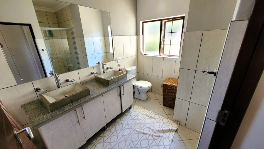 3 Bedroom Property for Sale in Sonheuwel Ext 1 Mpumalanga
