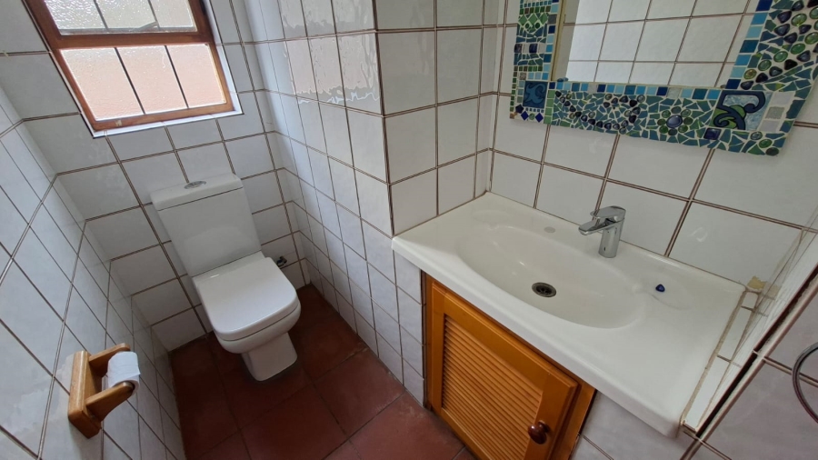To Let 4 Bedroom Property for Rent in Sonheuwel Mpumalanga