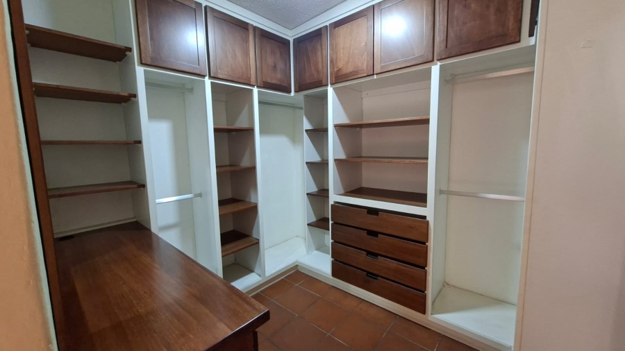 To Let 4 Bedroom Property for Rent in Sonheuwel Mpumalanga
