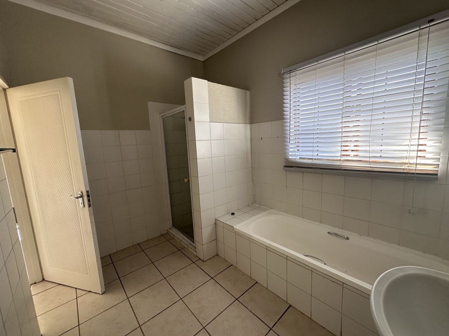 To Let 3 Bedroom Property for Rent in Nelspruit Mpumalanga