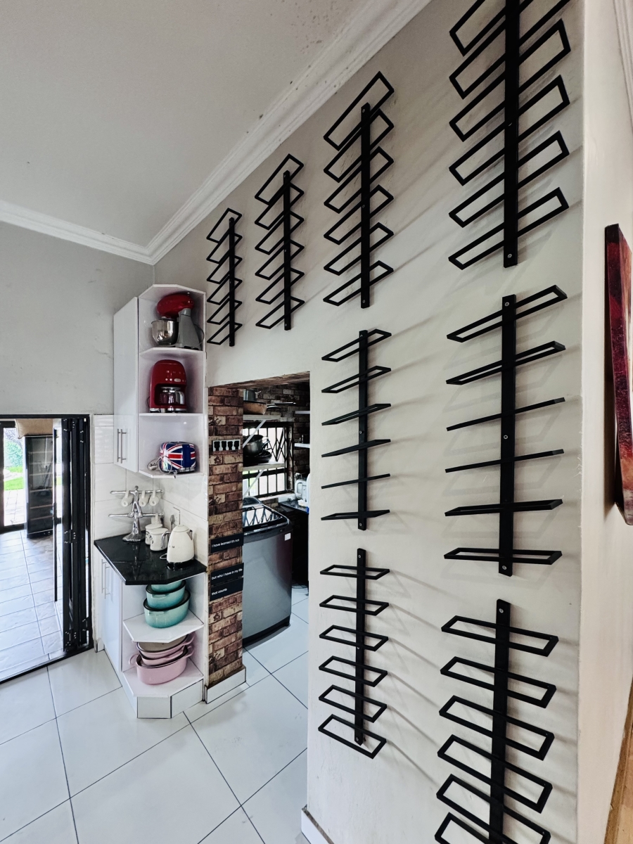 To Let 6 Bedroom Property for Rent in Del Judor Mpumalanga