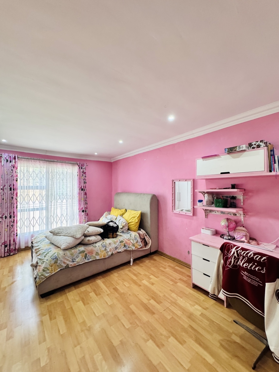 To Let 6 Bedroom Property for Rent in Del Judor Mpumalanga