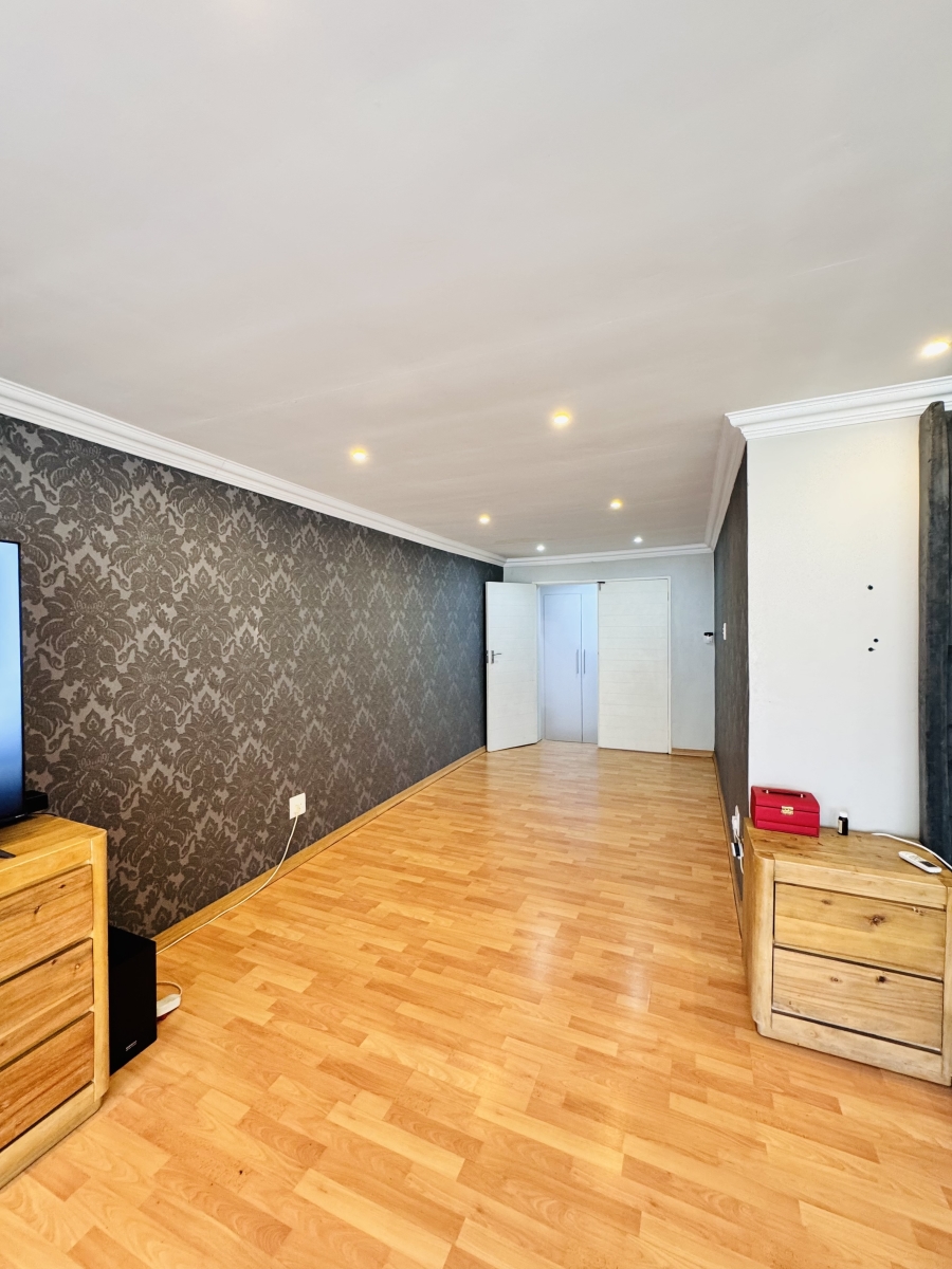 To Let 6 Bedroom Property for Rent in Del Judor Mpumalanga
