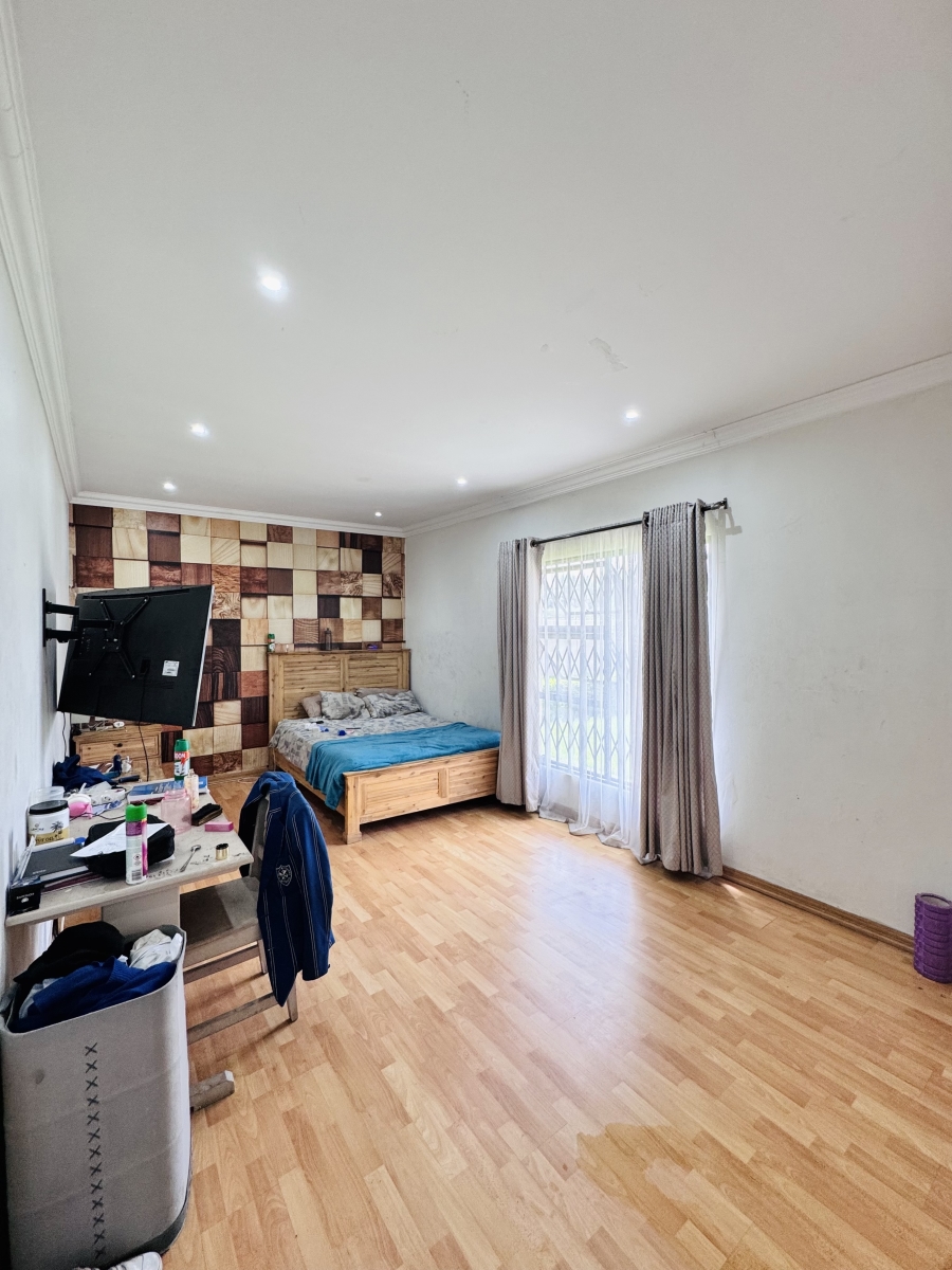 To Let 6 Bedroom Property for Rent in Del Judor Mpumalanga