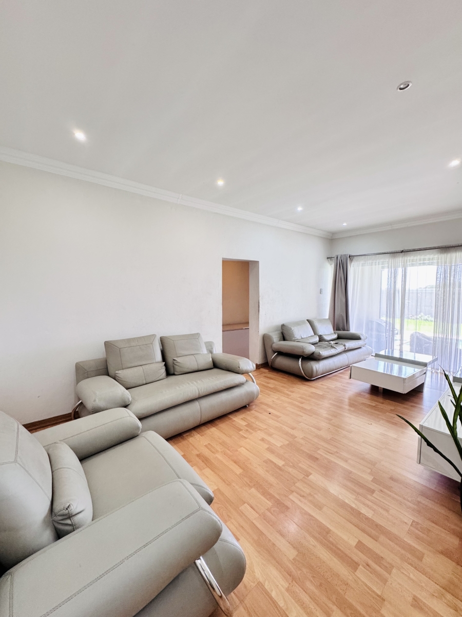 To Let 6 Bedroom Property for Rent in Del Judor Mpumalanga