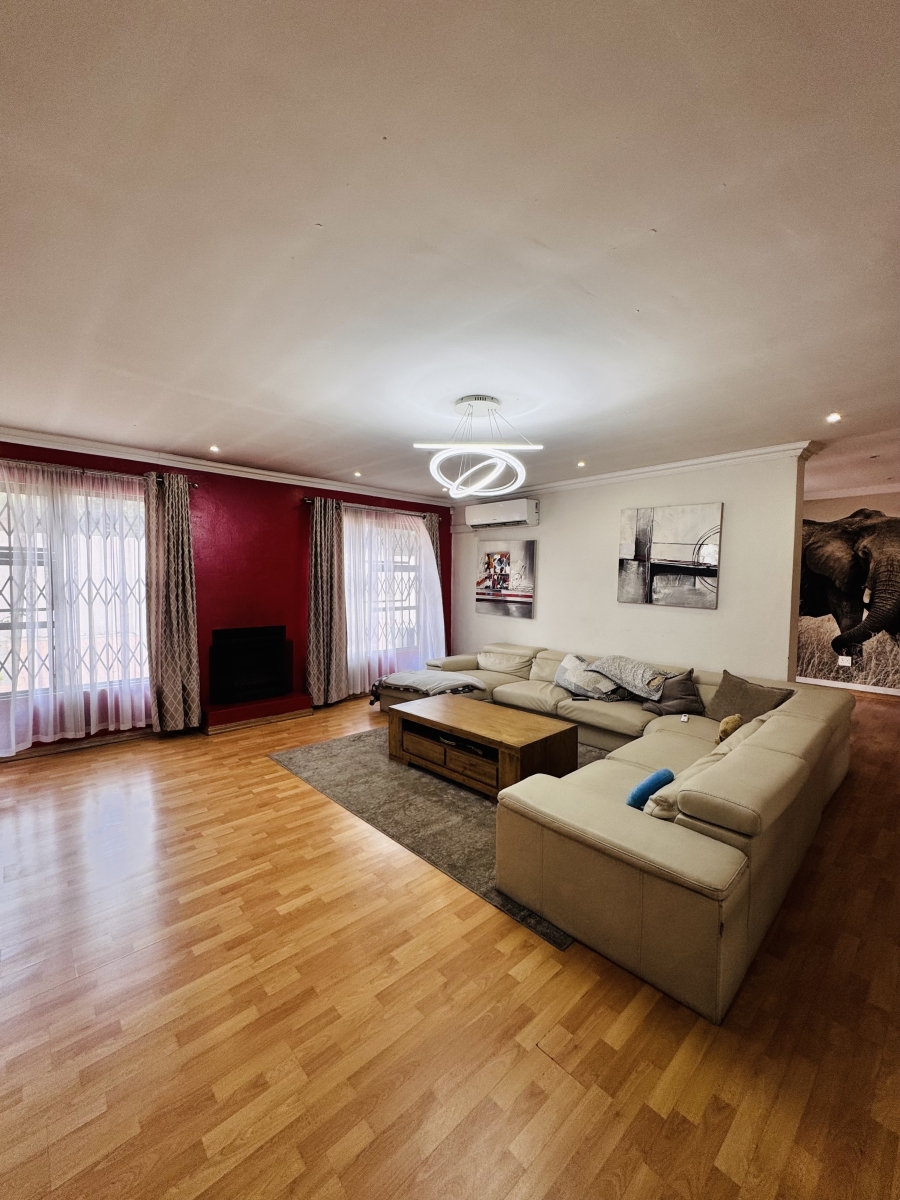 To Let 6 Bedroom Property for Rent in Del Judor Mpumalanga
