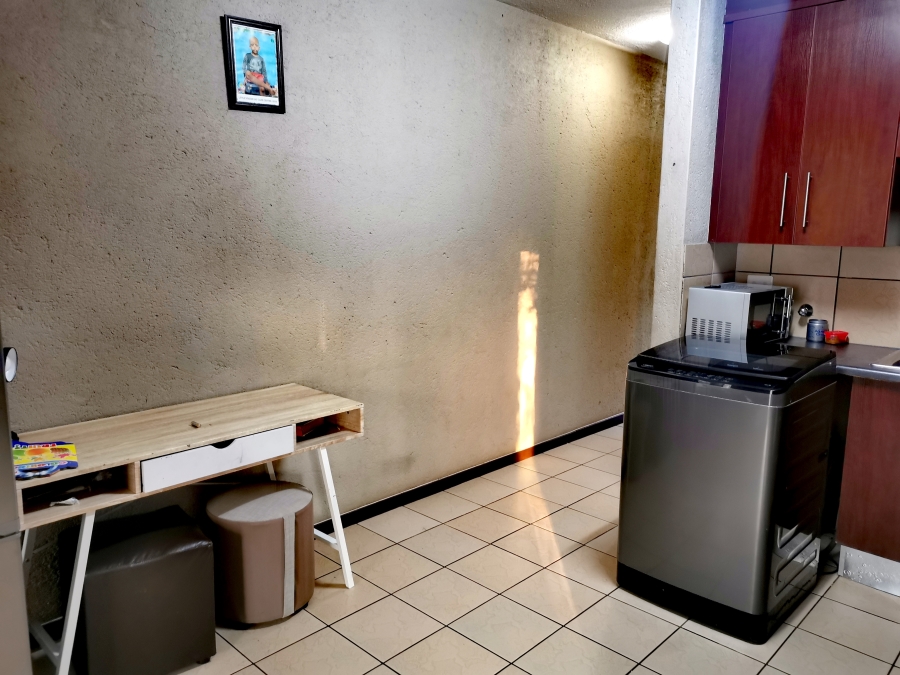 2 Bedroom Property for Sale in West Acres Ext 13 Mpumalanga