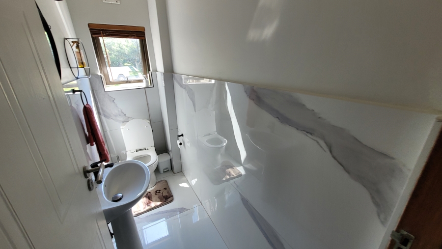 To Let 4 Bedroom Property for Rent in Noordsig Landgoed Estate Mpumalanga