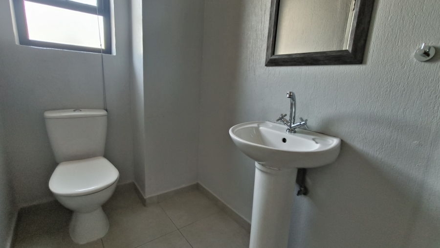 To Let 1 Bedroom Property for Rent in Nelspruit Ext 29 Mpumalanga