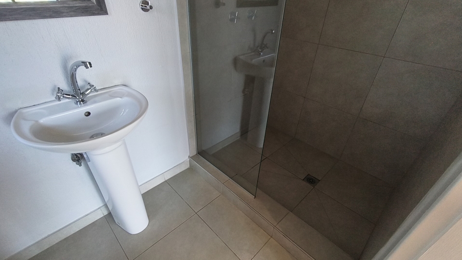 To Let 1 Bedroom Property for Rent in Nelspruit Ext 29 Mpumalanga