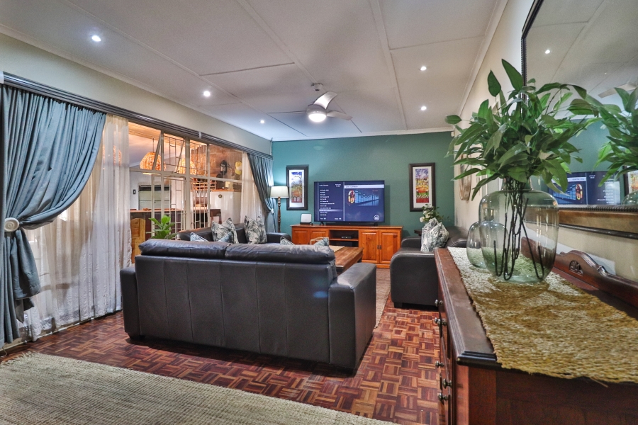 5 Bedroom Property for Sale in West Acres Mpumalanga