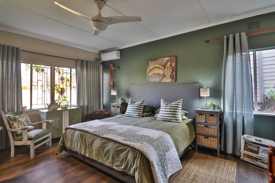 5 Bedroom Property for Sale in West Acres Mpumalanga