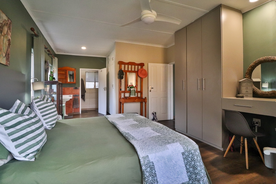 5 Bedroom Property for Sale in West Acres Mpumalanga