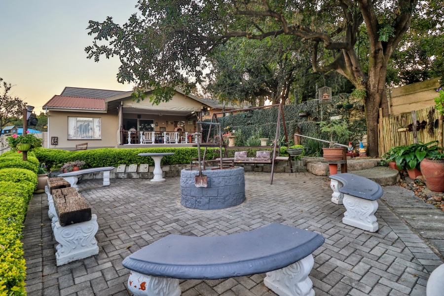 5 Bedroom Property for Sale in West Acres Mpumalanga
