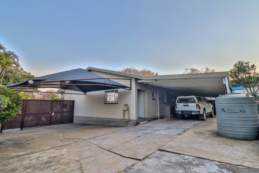 5 Bedroom Property for Sale in West Acres Mpumalanga