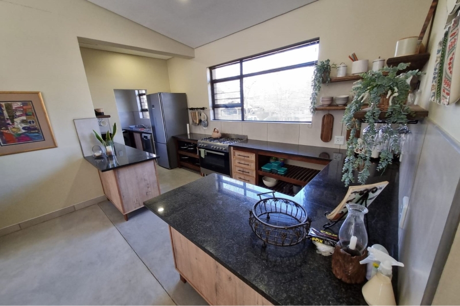 3 Bedroom Property for Sale in Marloth Park Mpumalanga