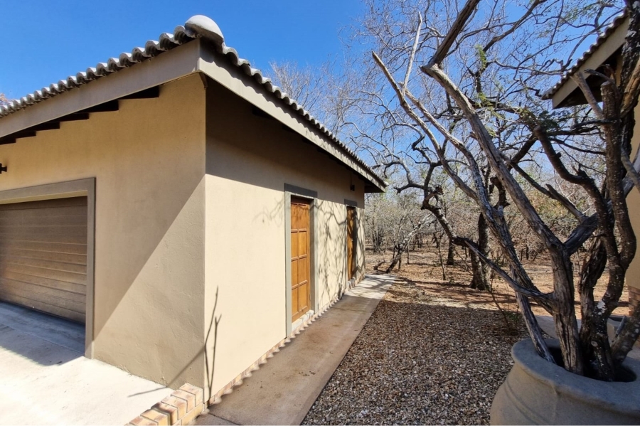 3 Bedroom Property for Sale in Marloth Park Mpumalanga