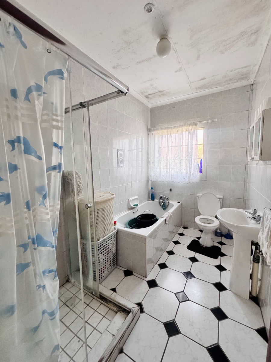 2 Bedroom Property for Sale in Reyno Ridge Mpumalanga