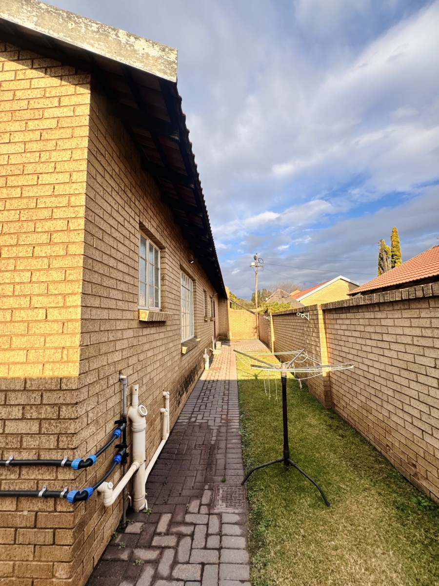 2 Bedroom Property for Sale in Reyno Ridge Mpumalanga