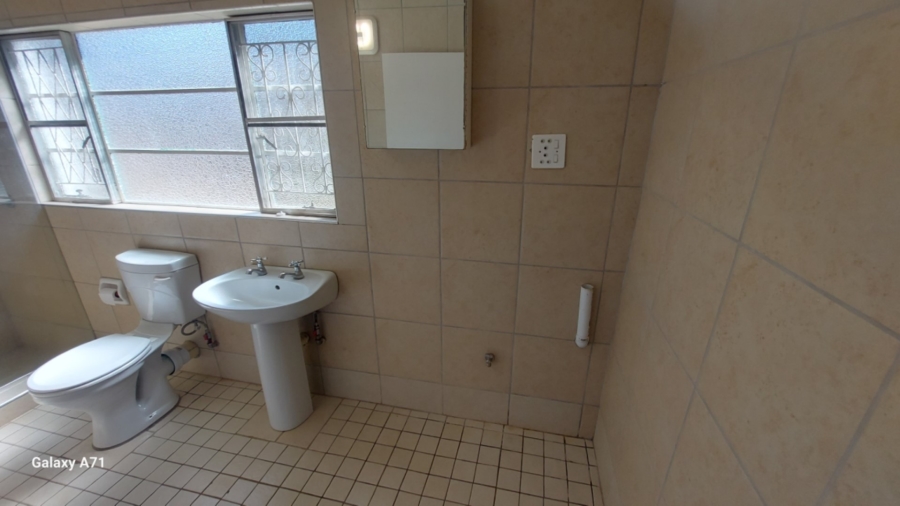 To Let commercial Property for Rent in White River Mpumalanga