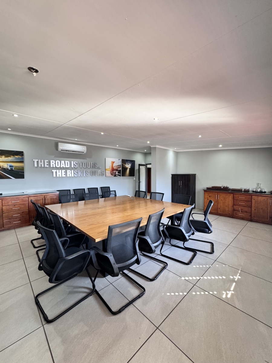 Commercial Property for Sale in Die Heuwel Ext 4 Mpumalanga