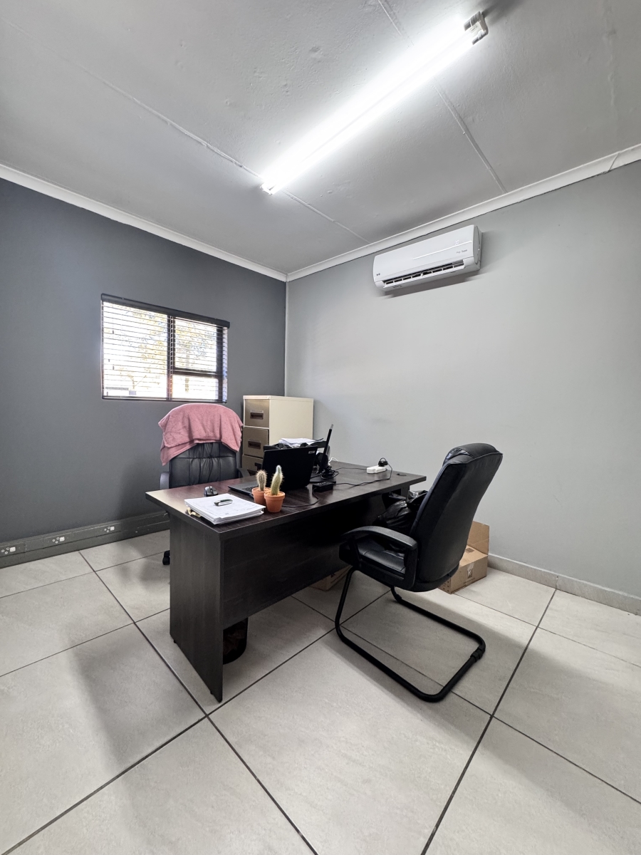 Commercial Property for Sale in Die Heuwel Ext 4 Mpumalanga