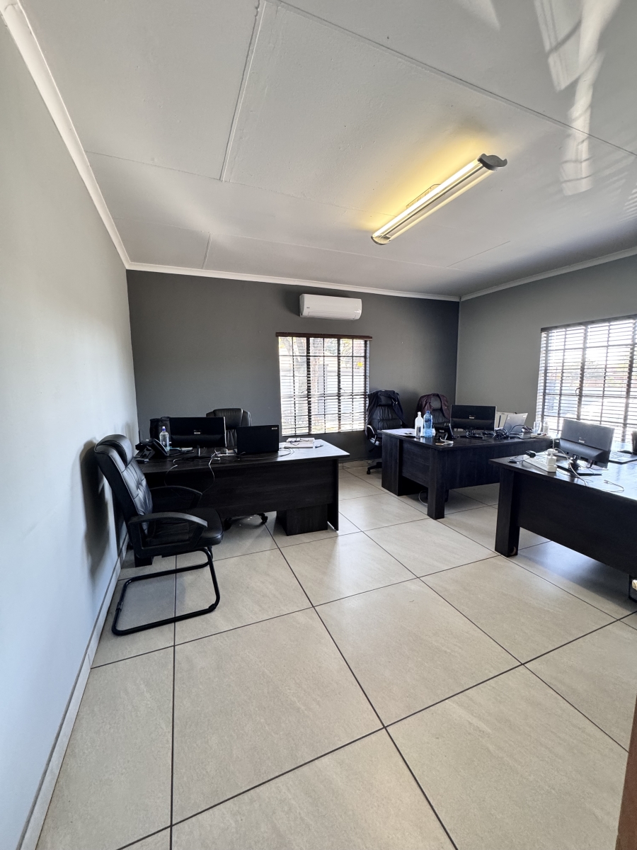 Commercial Property for Sale in Die Heuwel Ext 4 Mpumalanga