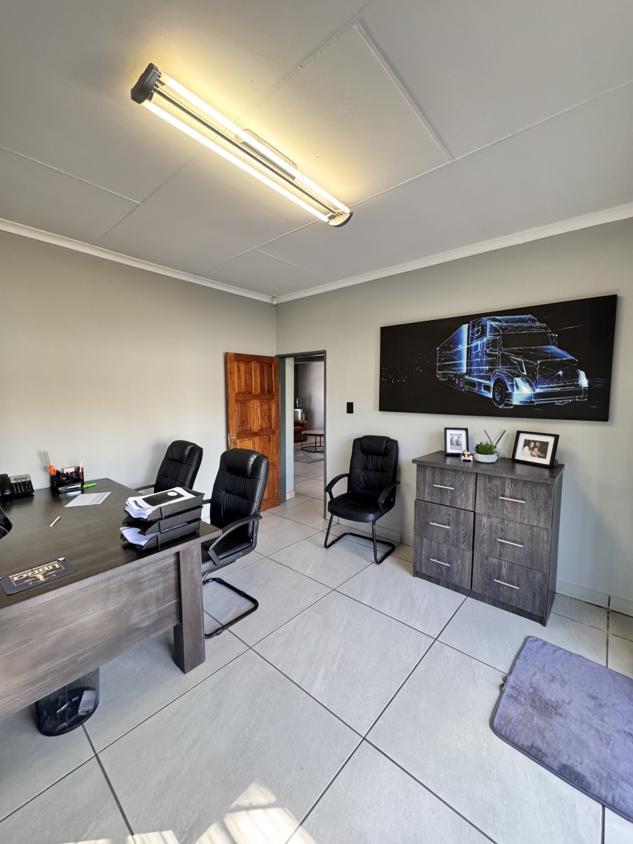 Commercial Property for Sale in Die Heuwel Ext 4 Mpumalanga