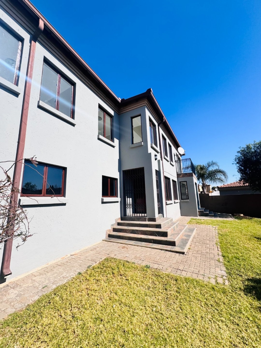 4 Bedroom Property for Sale in Hoeveld Park Mpumalanga