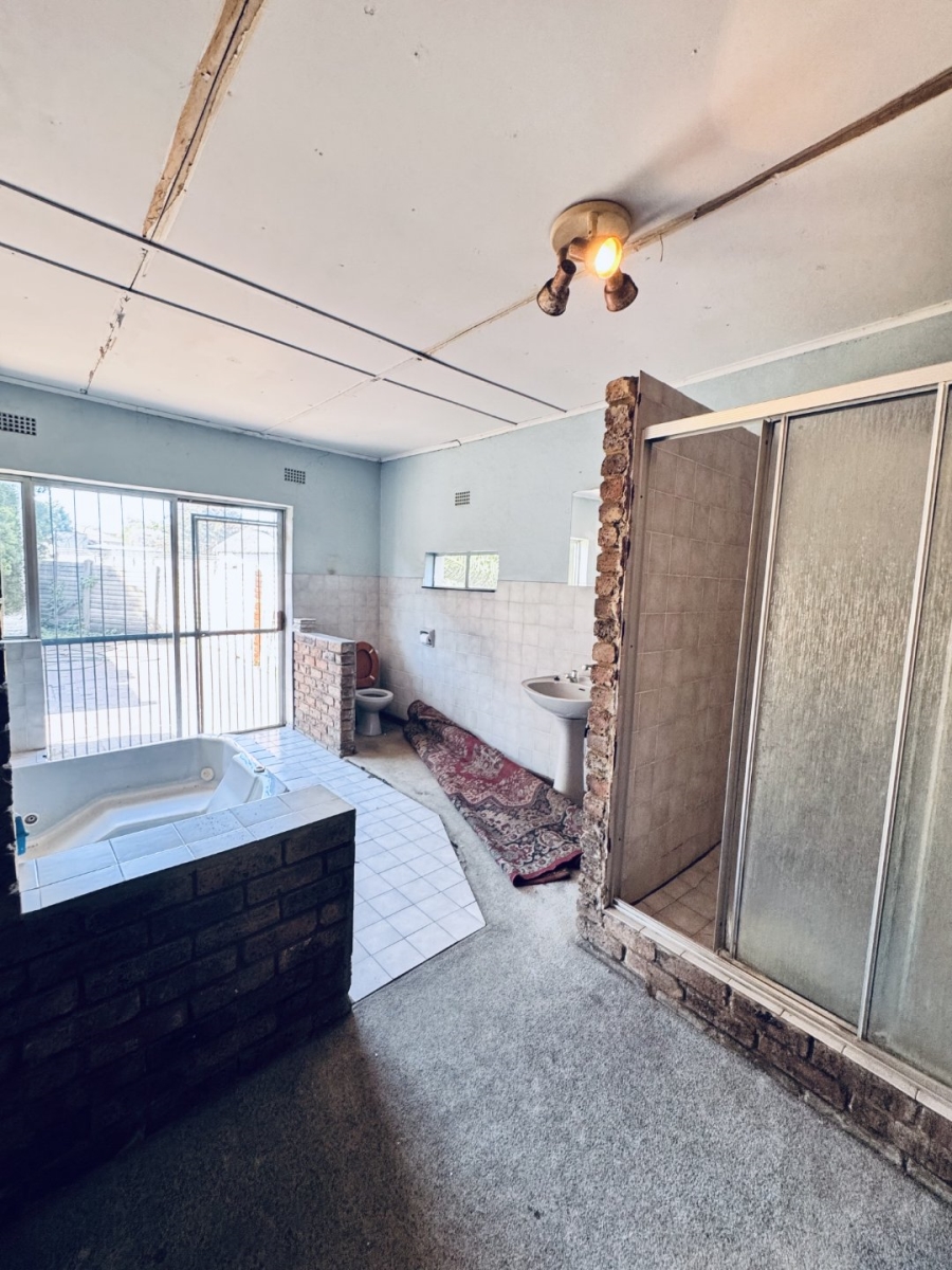 4 Bedroom Property for Sale in Jackaroo Park Mpumalanga