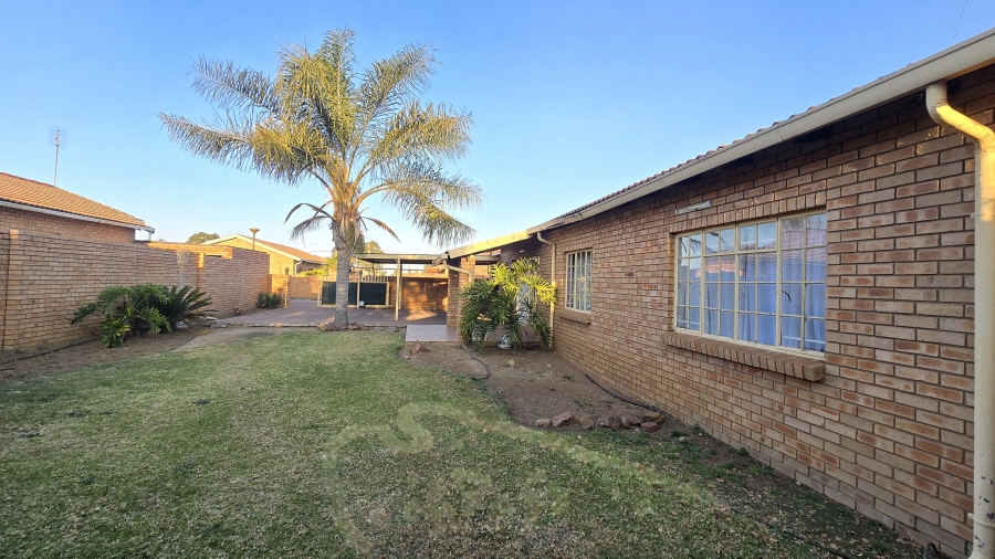 3 Bedroom Property for Sale in Reyno Ridge Mpumalanga