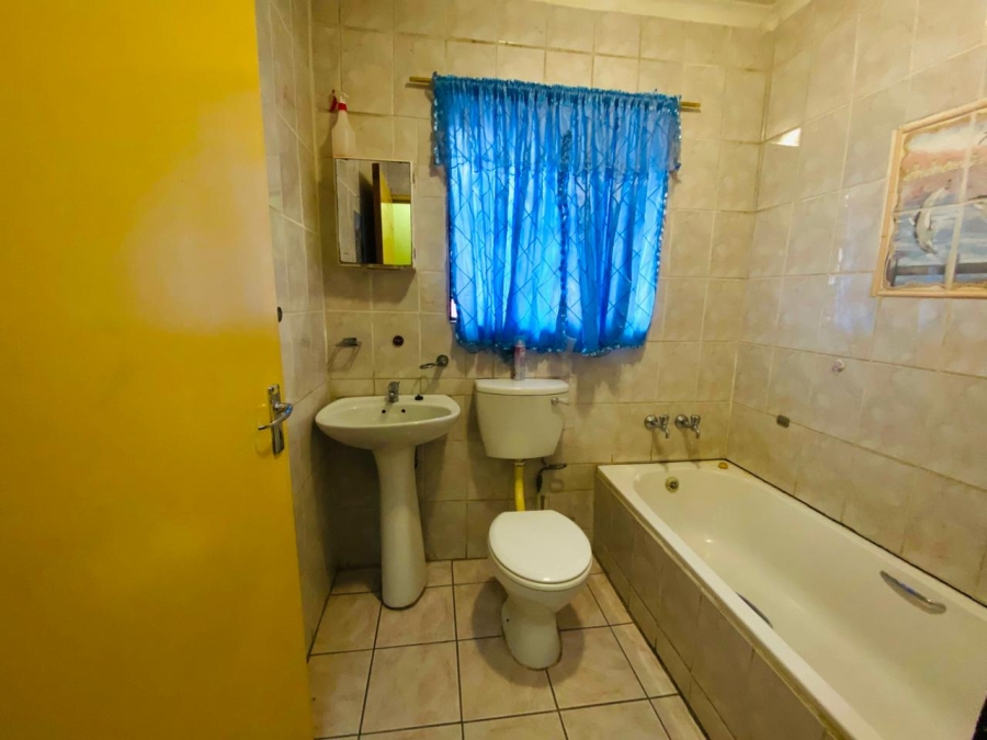 4 Bedroom Property for Sale in West Acres Ext 13 Mpumalanga