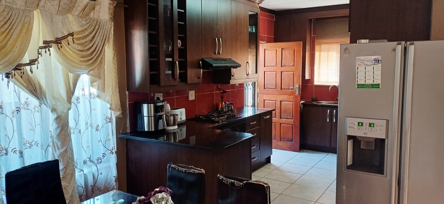 3 Bedroom Property for Sale in Noordrand Mpumalanga