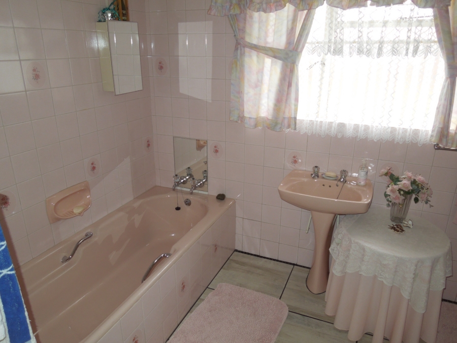 3 Bedroom Property for Sale in Aerorand Mpumalanga