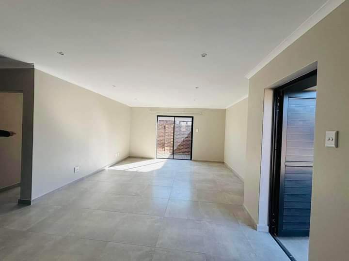 To Let 3 Bedroom Property for Rent in Secunda Rural Mpumalanga