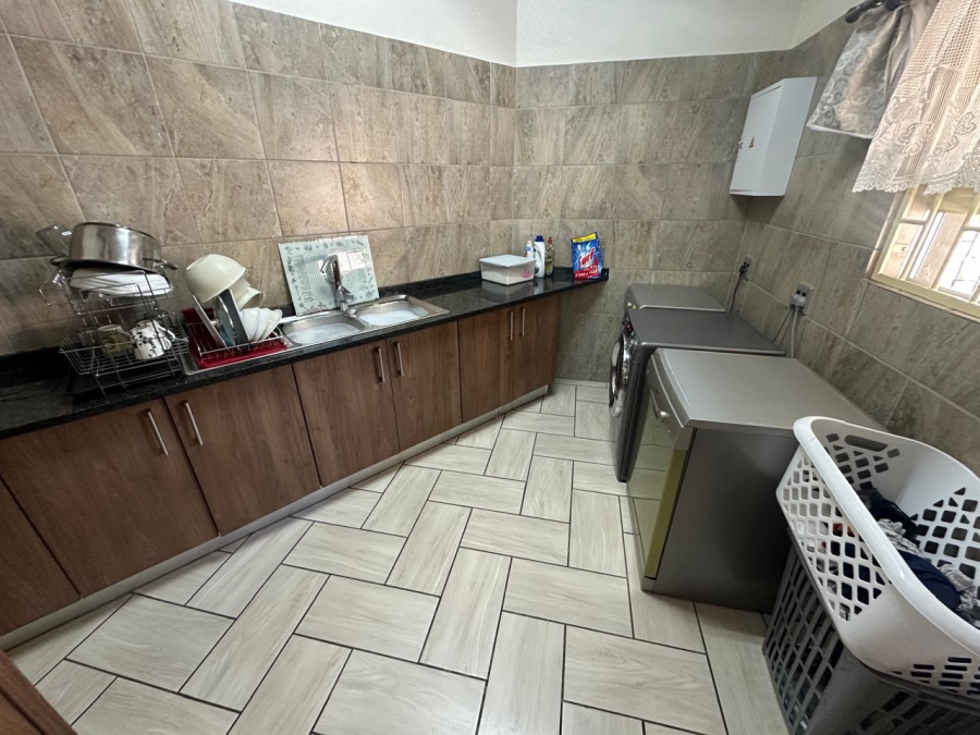 4 Bedroom Property for Sale in West Acres Ext 6 Mpumalanga