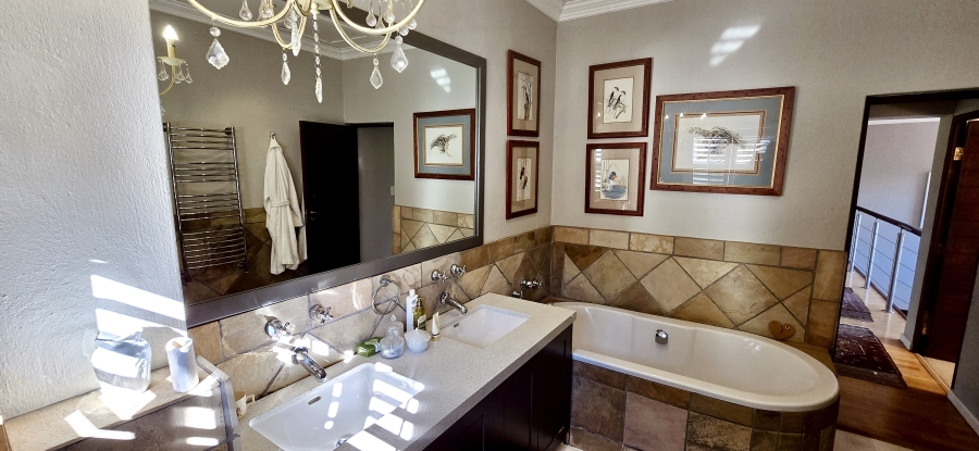 3 Bedroom Property for Sale in White River Country Estate Mpumalanga