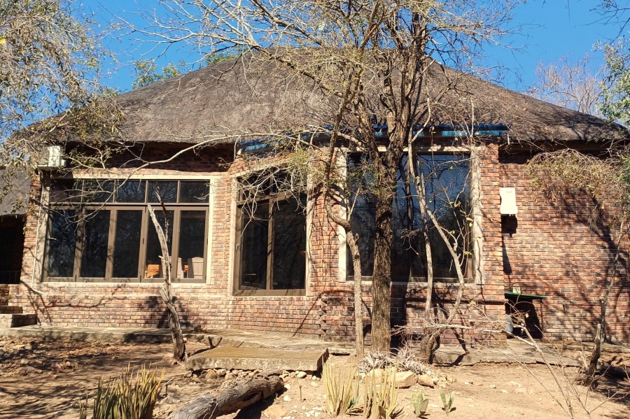 3 Bedroom Property for Sale in Marloth Park Mpumalanga