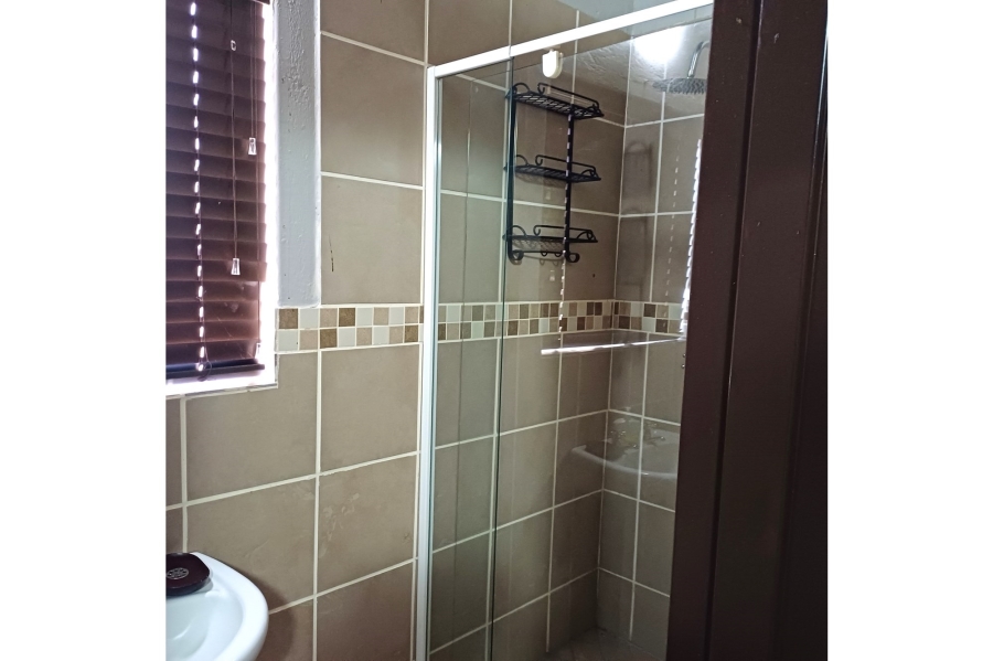 3 Bedroom Property for Sale in Marloth Park Mpumalanga