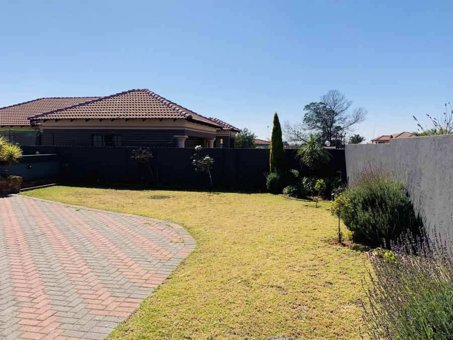 4 Bedroom Property for Sale in Aerorand Mpumalanga