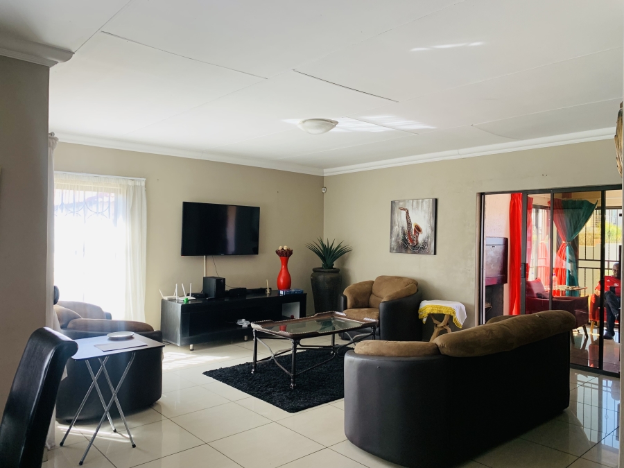 4 Bedroom Property for Sale in Aerorand Mpumalanga