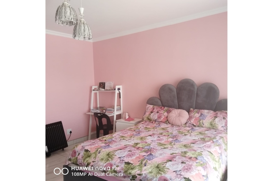 7 Bedroom Property for Sale in Model Park Mpumalanga