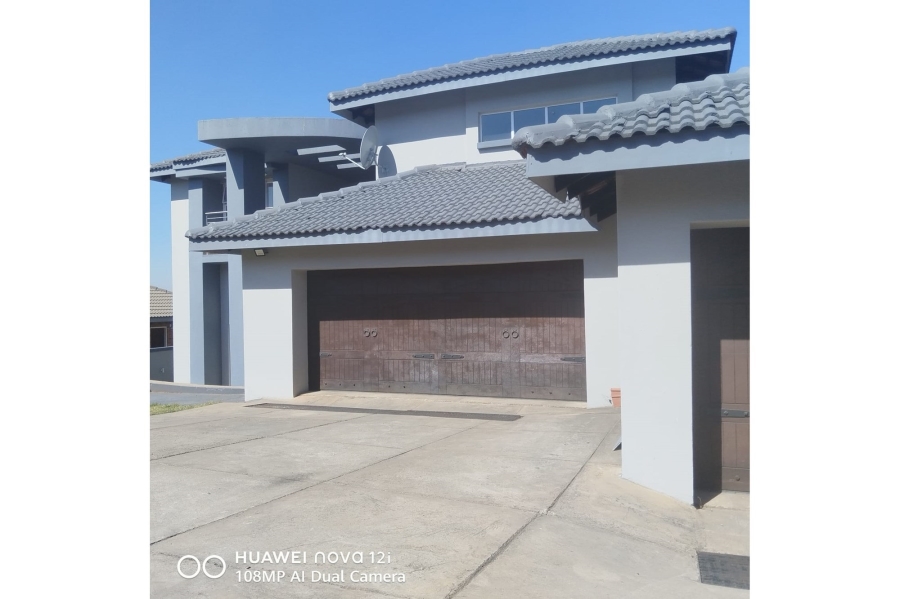 7 Bedroom Property for Sale in Model Park Mpumalanga