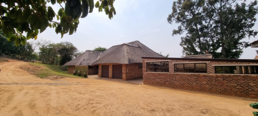 3 Bedroom Property for Sale in White River Estates Mpumalanga