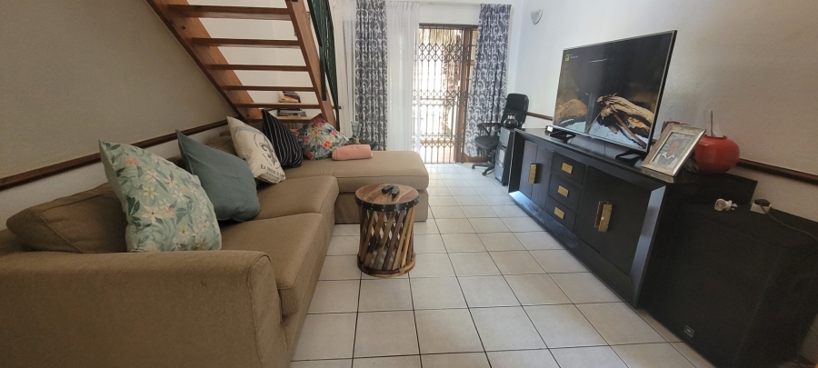 To Let 2 Bedroom Property for Rent in Riverside Park Mpumalanga