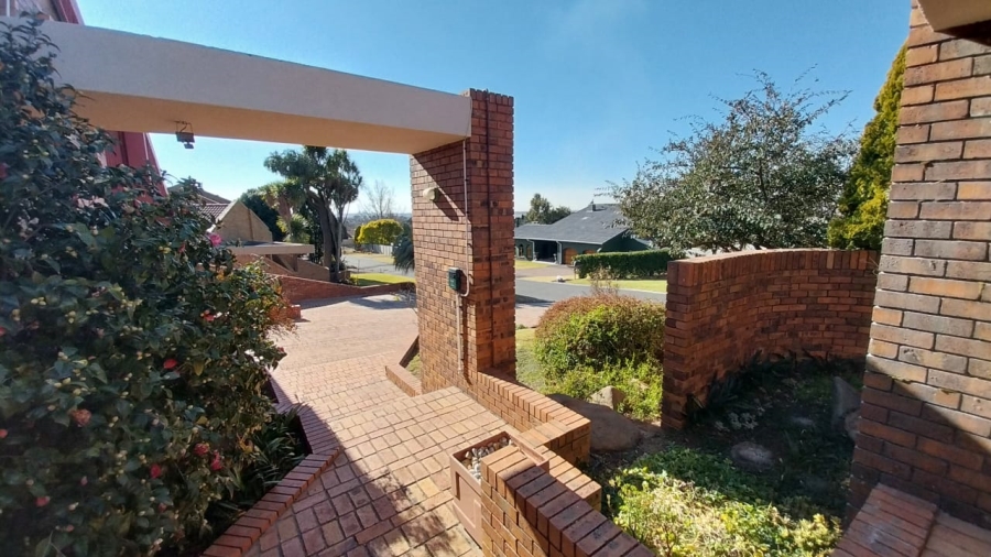 5 Bedroom Property for Sale in Trichardt Mpumalanga