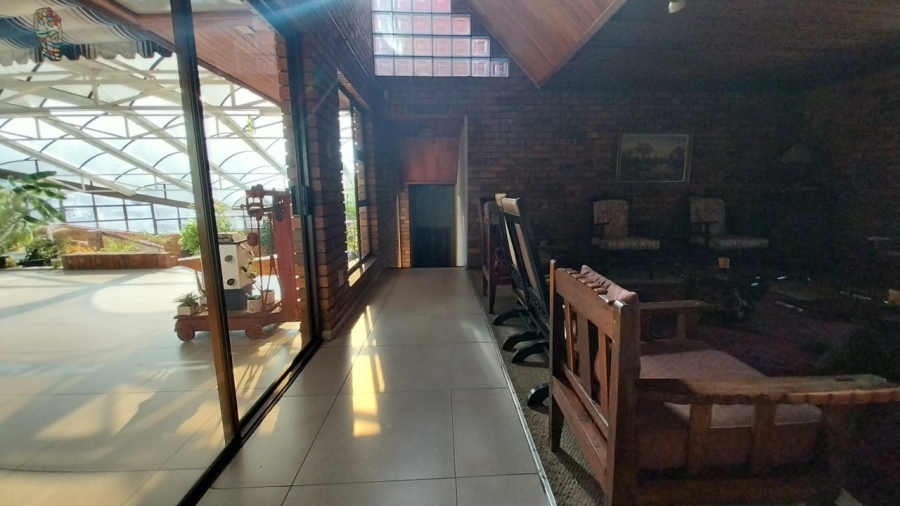 5 Bedroom Property for Sale in Trichardt Mpumalanga